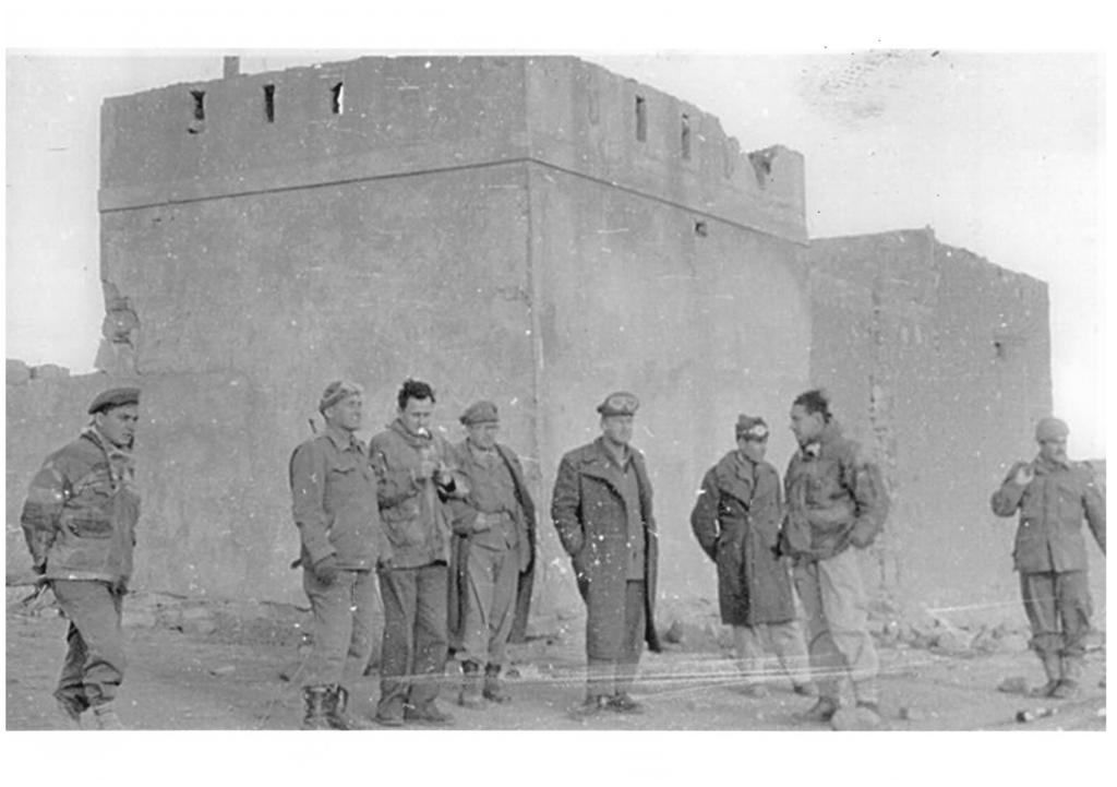 בסמוך למבצר שכבשו