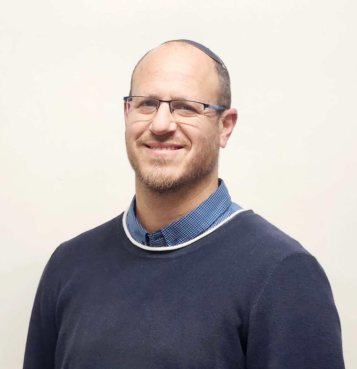 מנהל בית הספר עקיבא פורת