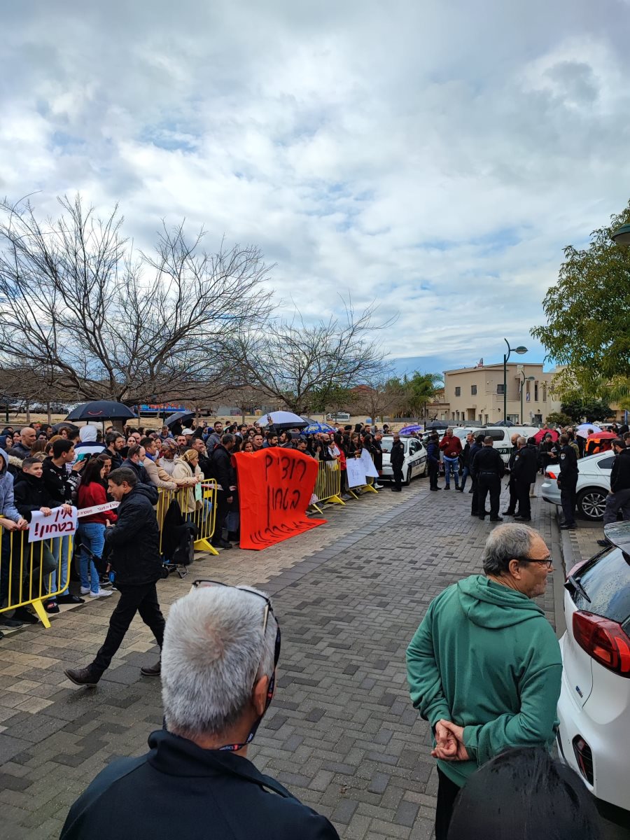 תמונות מההפגנה מחוץ לביתו של גמליאל