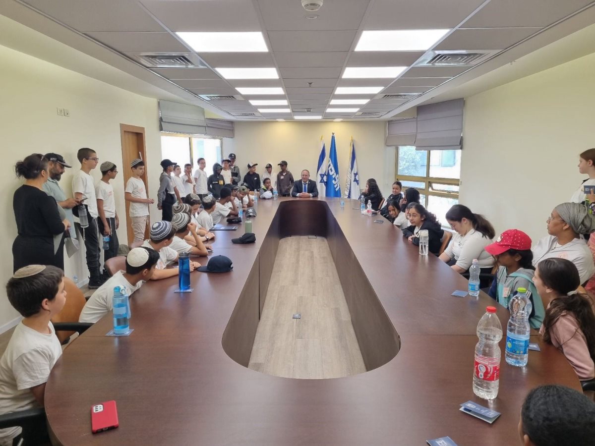 בית הספר אוהל שלום,