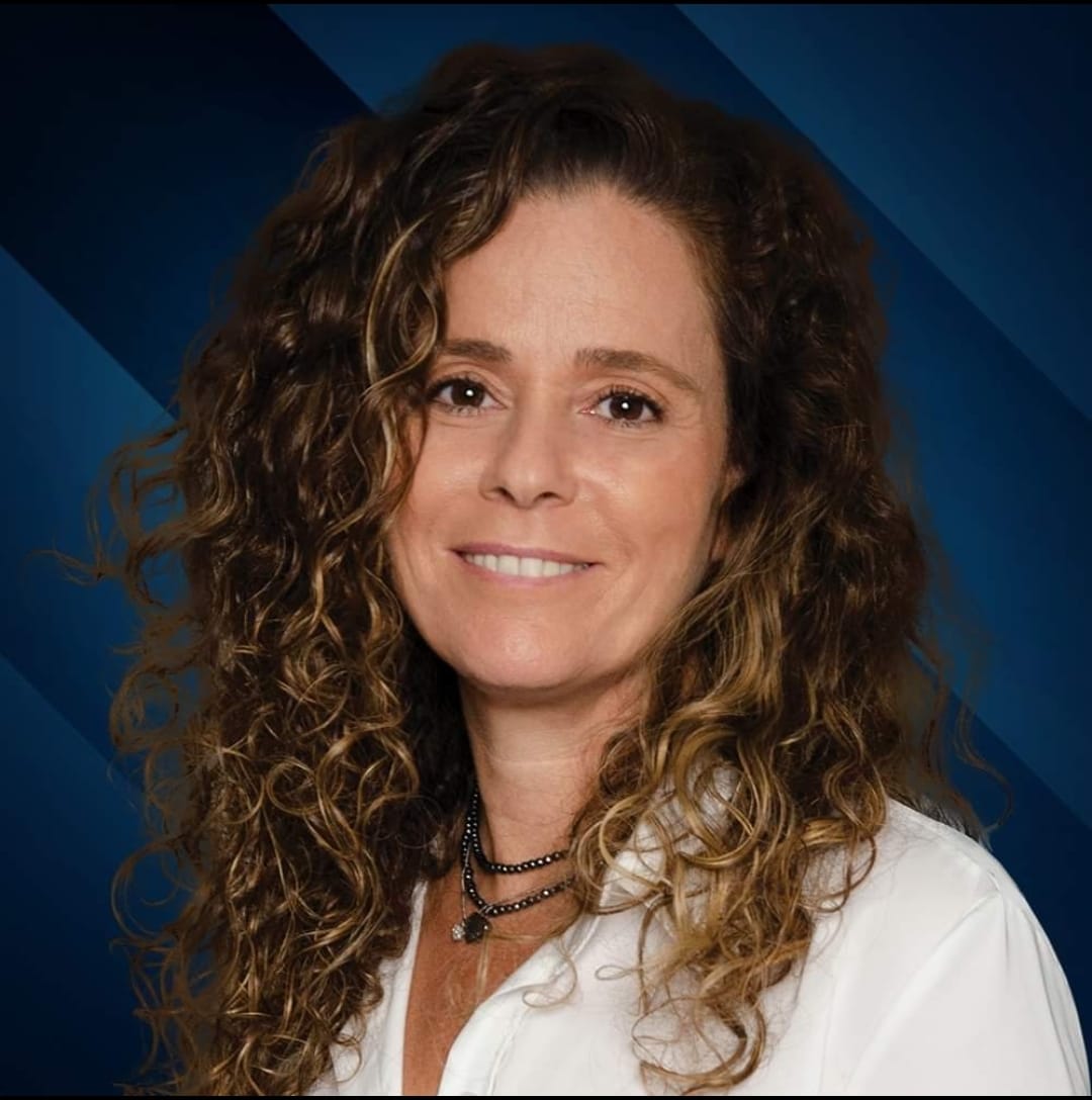 טליה לנקרי פייסבוק