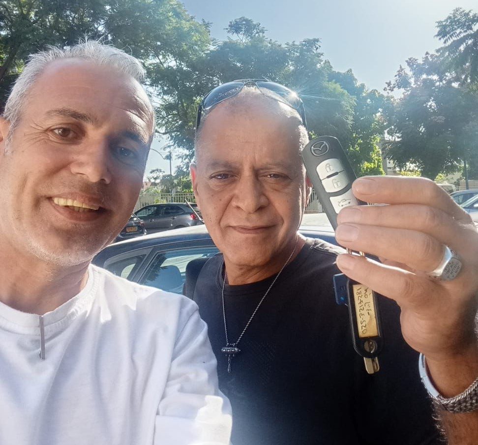 ליאור ואיתי אפרתי, בן זוגה של הדס דוברות המועצה המקומית גדרה