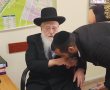המרא דאתרא של אשדוד עם אבי החטוף בעצרת תפילה מיוחדת