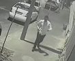 מזהים? חרדי תוקף צעירות בשכונה החרדית בירושלים (וידאו)