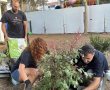 עובדי חברת החשמל התנדבו במרכז לנוער בסיכון בגדרה