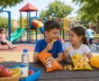 ביבנה קוראים להורים לשמור על ילדים עם אלרגיה לבוטנים: "במבה וצ'יטוס אינם בטוחים בגני השעשועים"